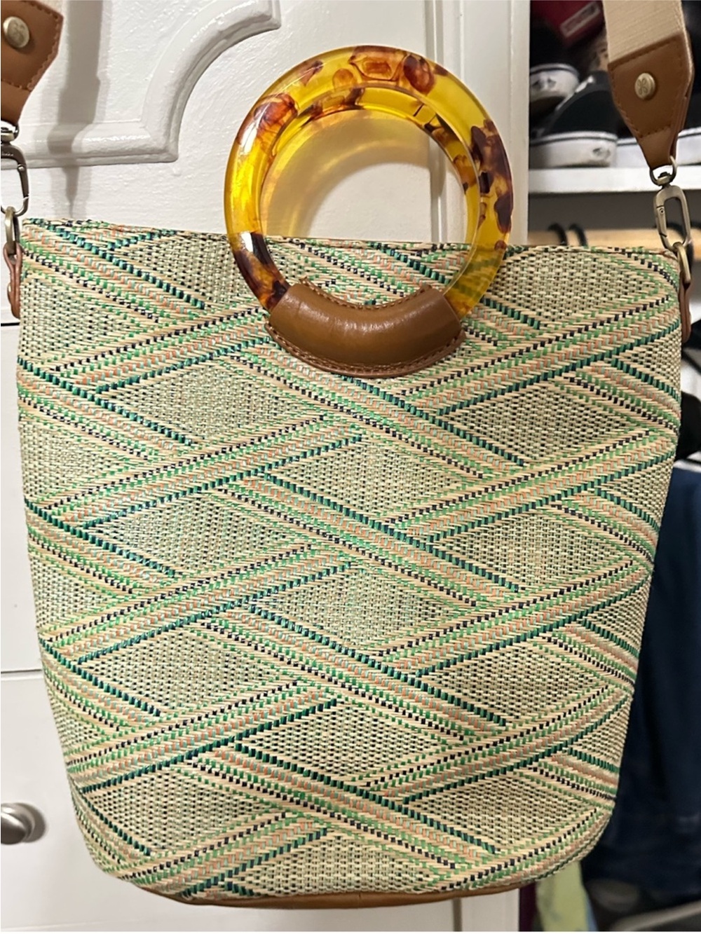 HOBO Sheila Bucket Bag